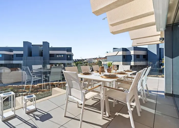 公寓 Retreat 3br With Ocean Views And Pool Access *